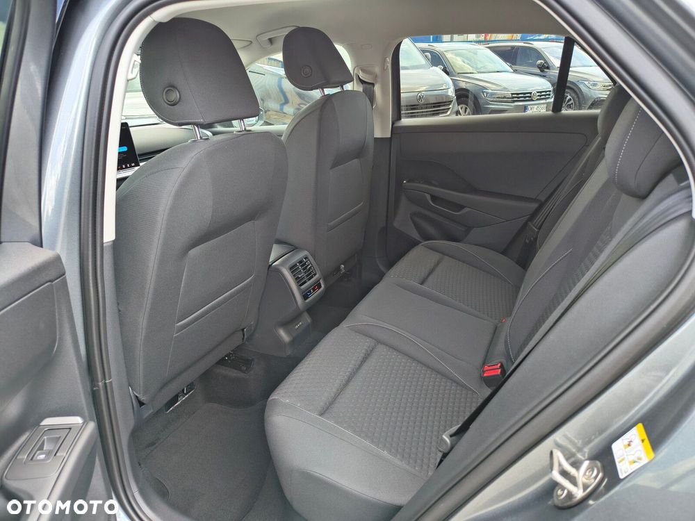 Volkswagen T-Roc 1.5 eTSI Life DSG - 10