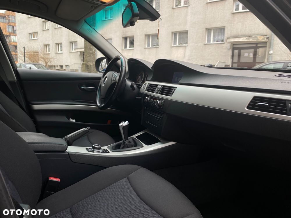 BMW Seria 3 - 8