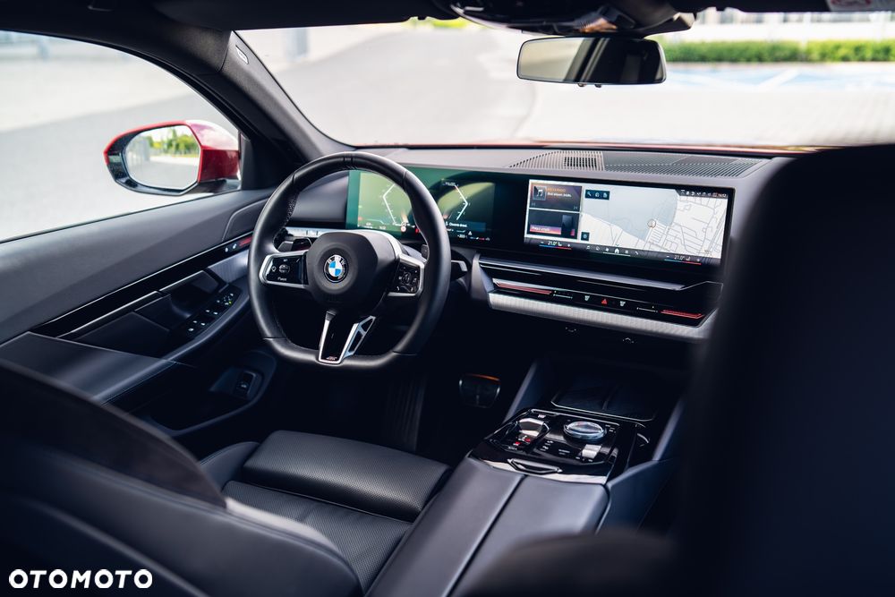 BMW Seria 5 - 32