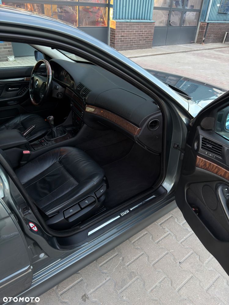 BMW Seria 5 520d - 20