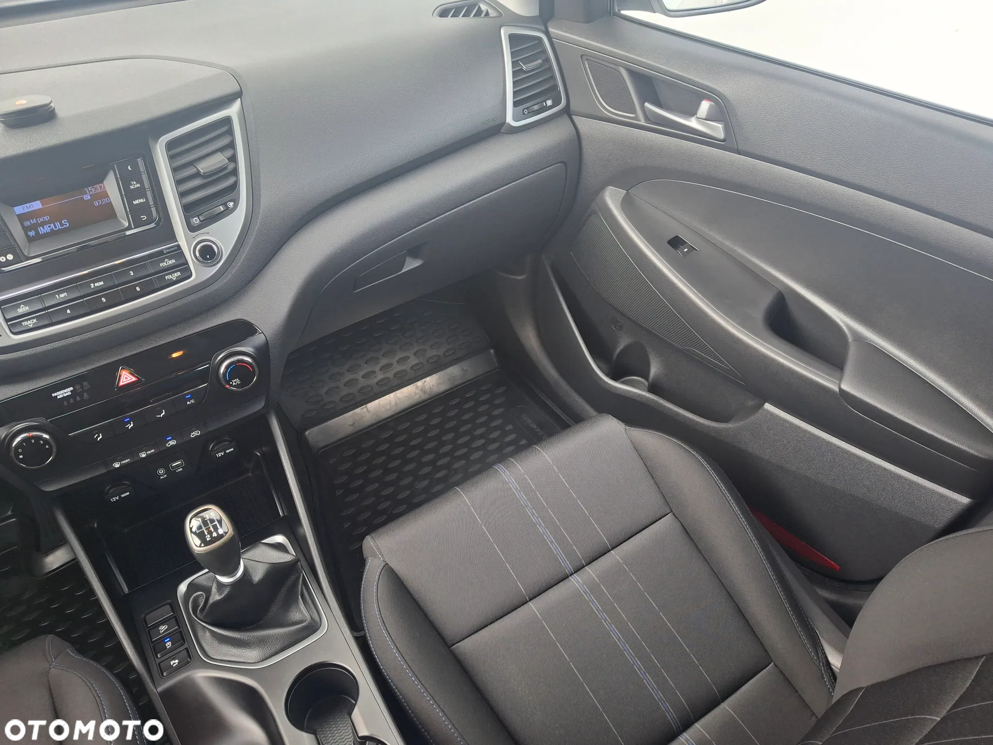 Hyundai Tucson blue 1.7 CRDi 2WD Advantage - 26