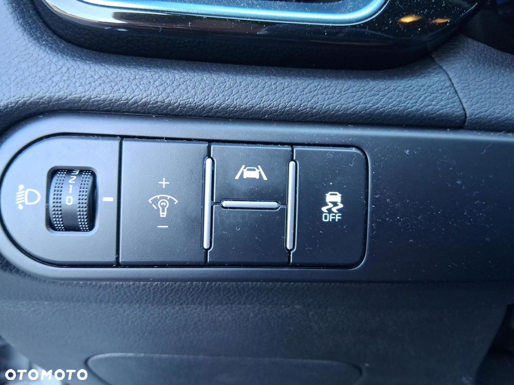 Kia XCeed 1.6 T-GDI Tribute DCT - 23