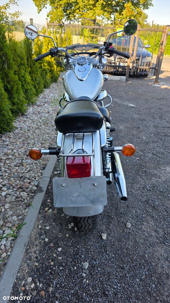 Suzuki Intruder - 27
