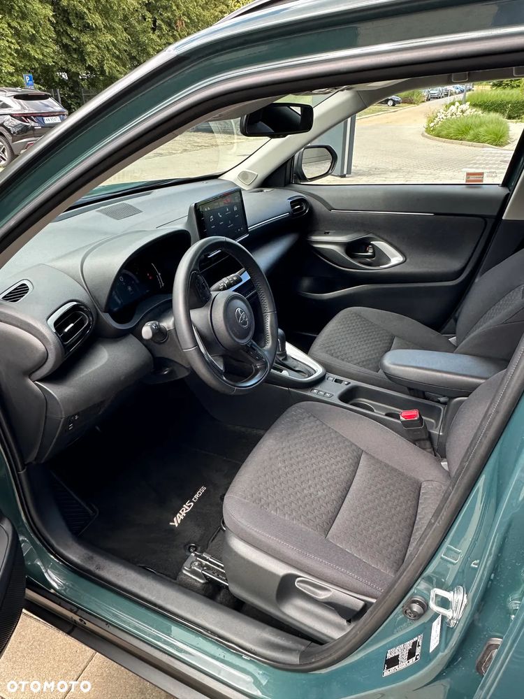 Toyota Yaris Cross - 10