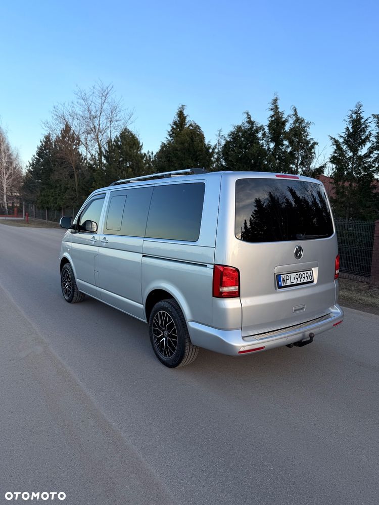 Volkswagen Caravelle - 9