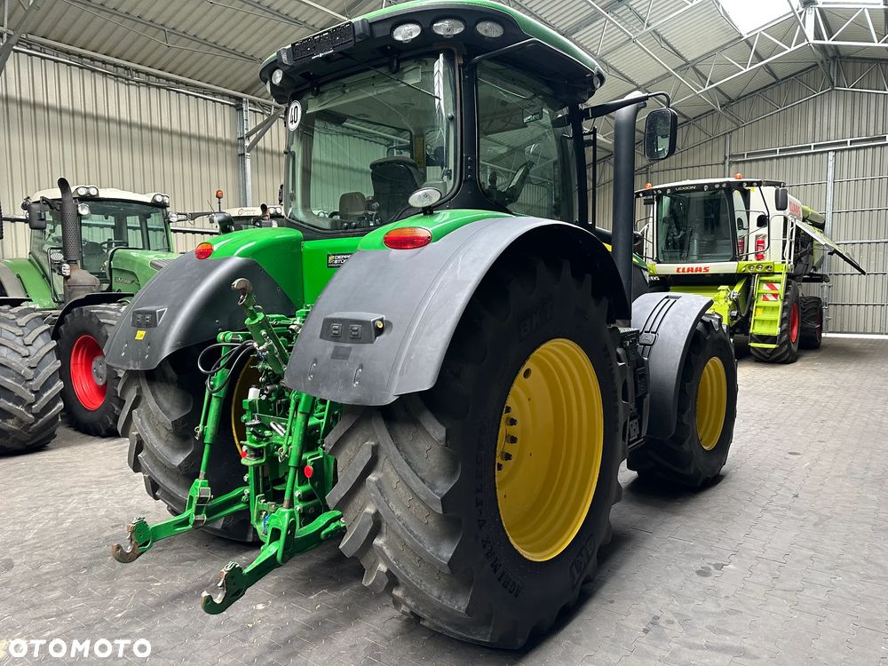 John Deere 7230R - 7