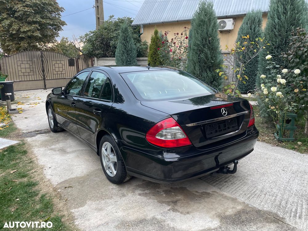 Mercedes-Benz E - 5