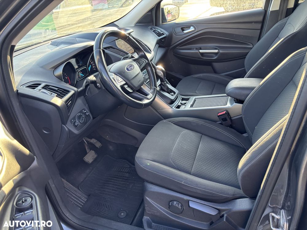 Ford Kuga - 6