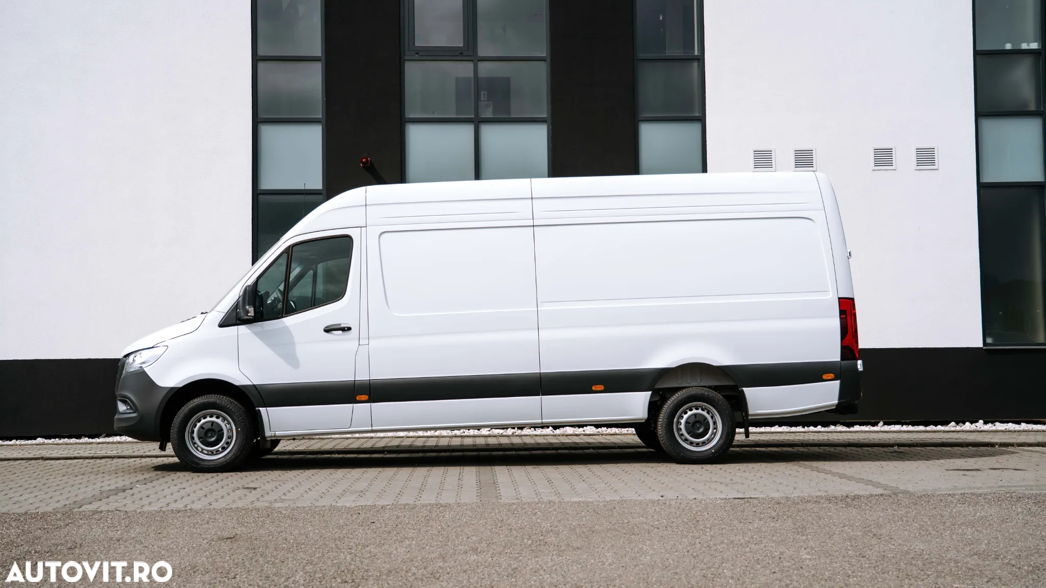 Mercedes-Benz Sprinter - 6