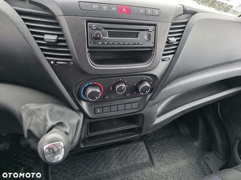 Iveco Kontener+Winda 35c14 - 10