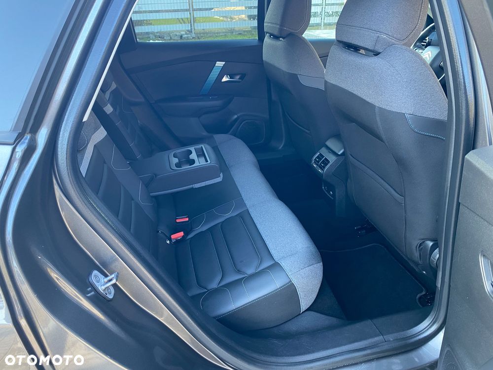 Citroën C4 EV156 54kWh E-Series - 25