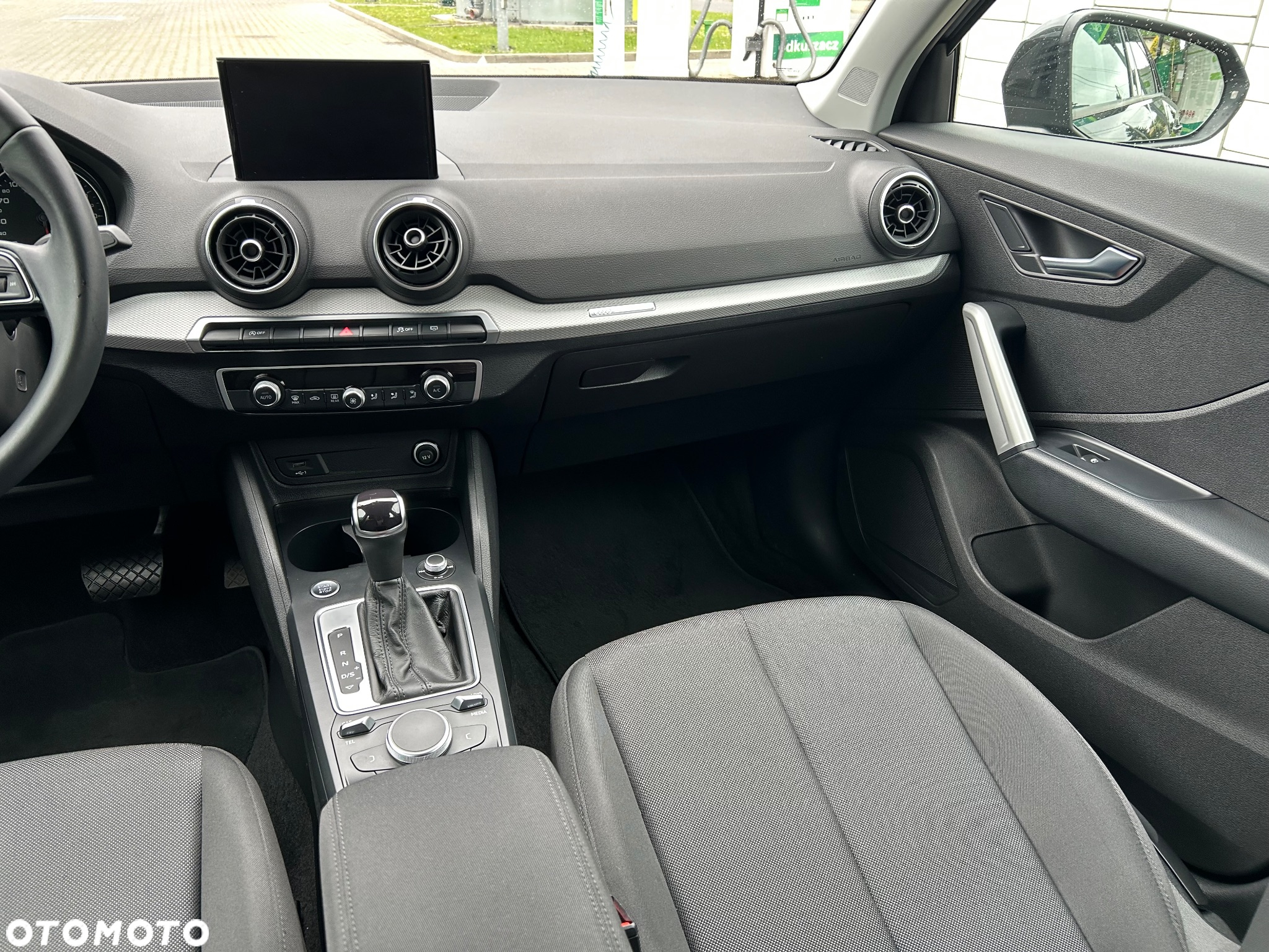 Audi Q2 35 TFSI S tronic - 14