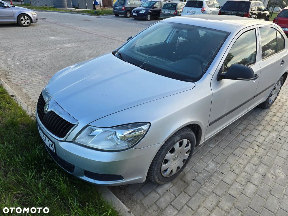 Skoda Octavia 1.6 Tour Classic - 2