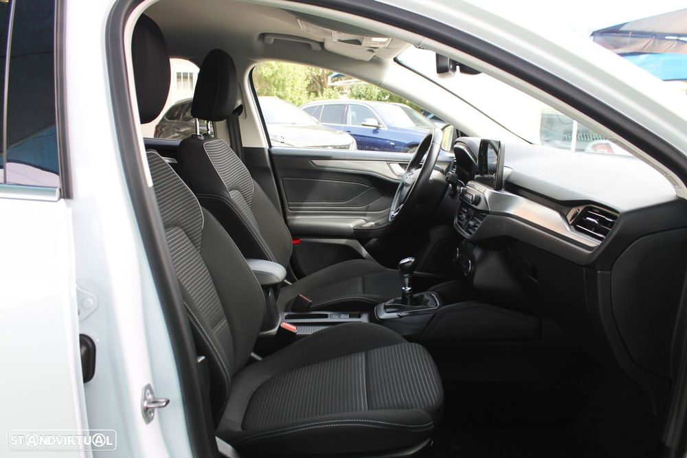 Ford Focus 1.5 TDCi EcoBlue Titanium - 47
