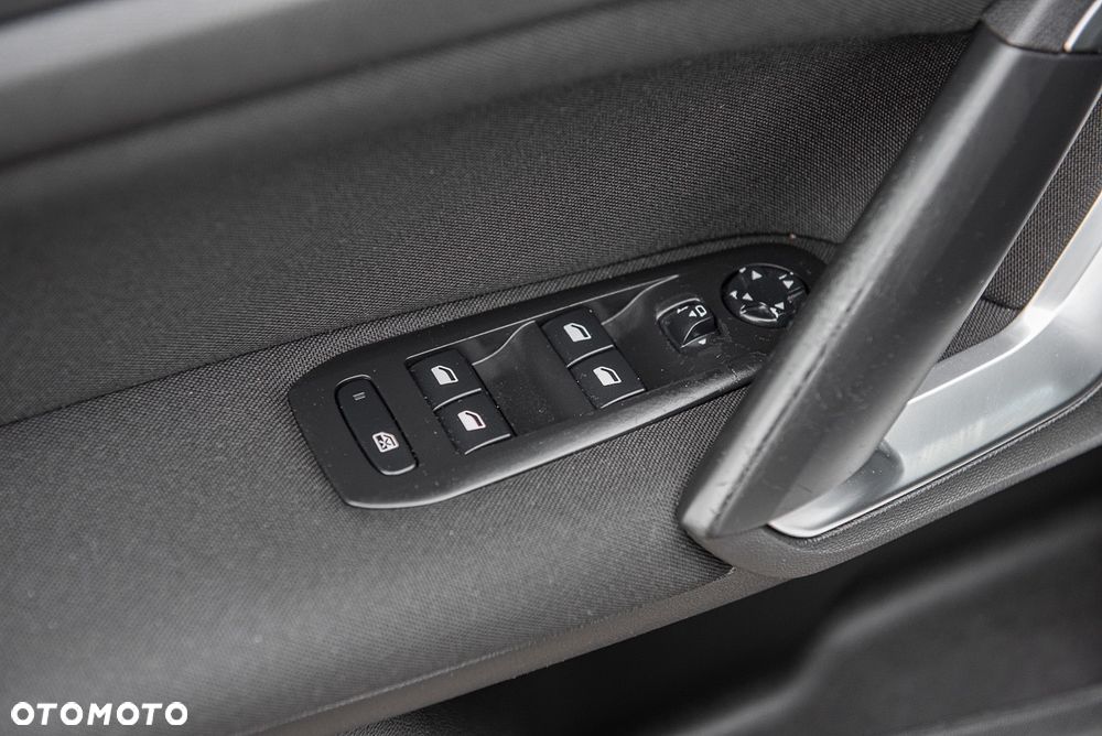 Peugeot 308 BlueHDi 150 Automatik Stop & Start Allure - 21