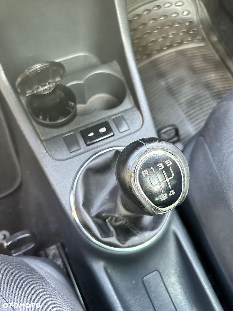 Skoda Roomster 1.2 TSI Elegance PLUS EDITION - 21