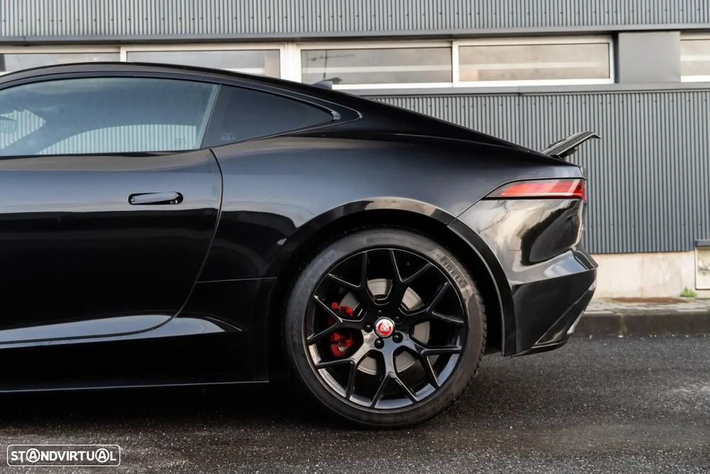 Jaguar F-Type - 19
