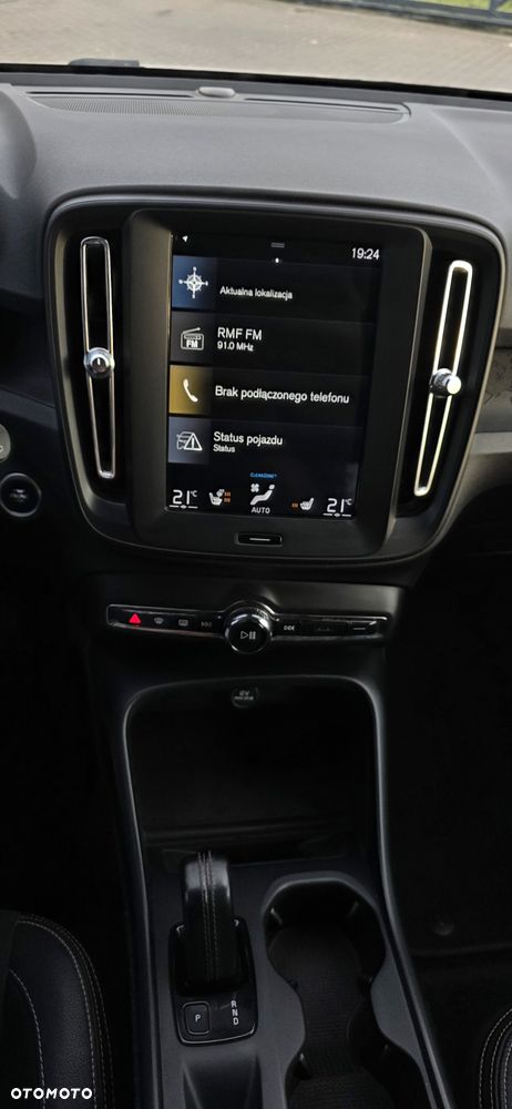 Volvo XC 40 - 9