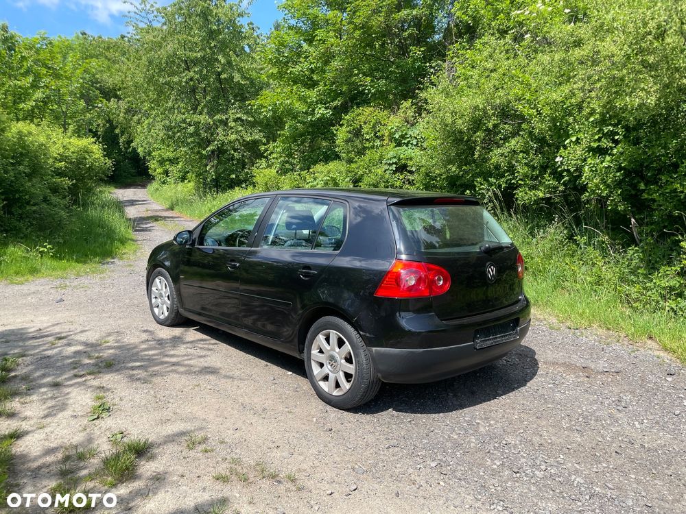 Volkswagen Golf 2.0 FSI Individual - 8