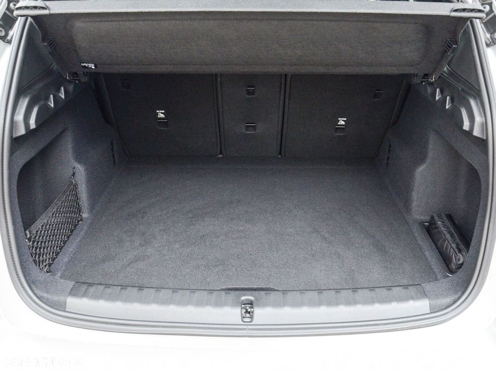 BMW X1 sDrive20i - 17