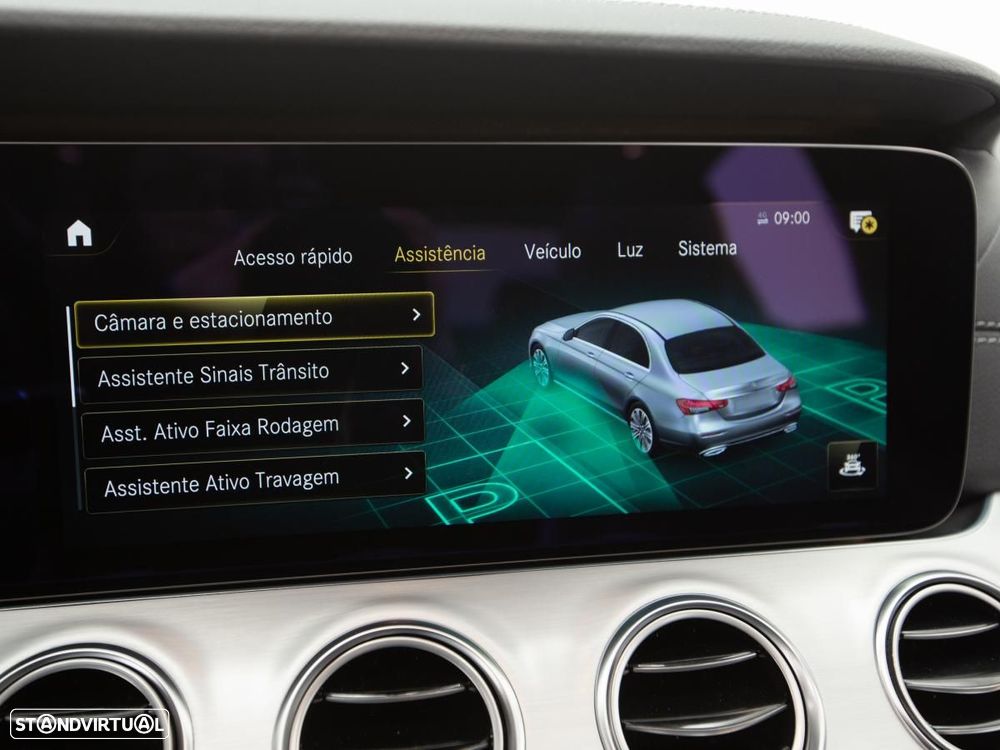 Mercedes-Benz E 300 de AMG Line - 36