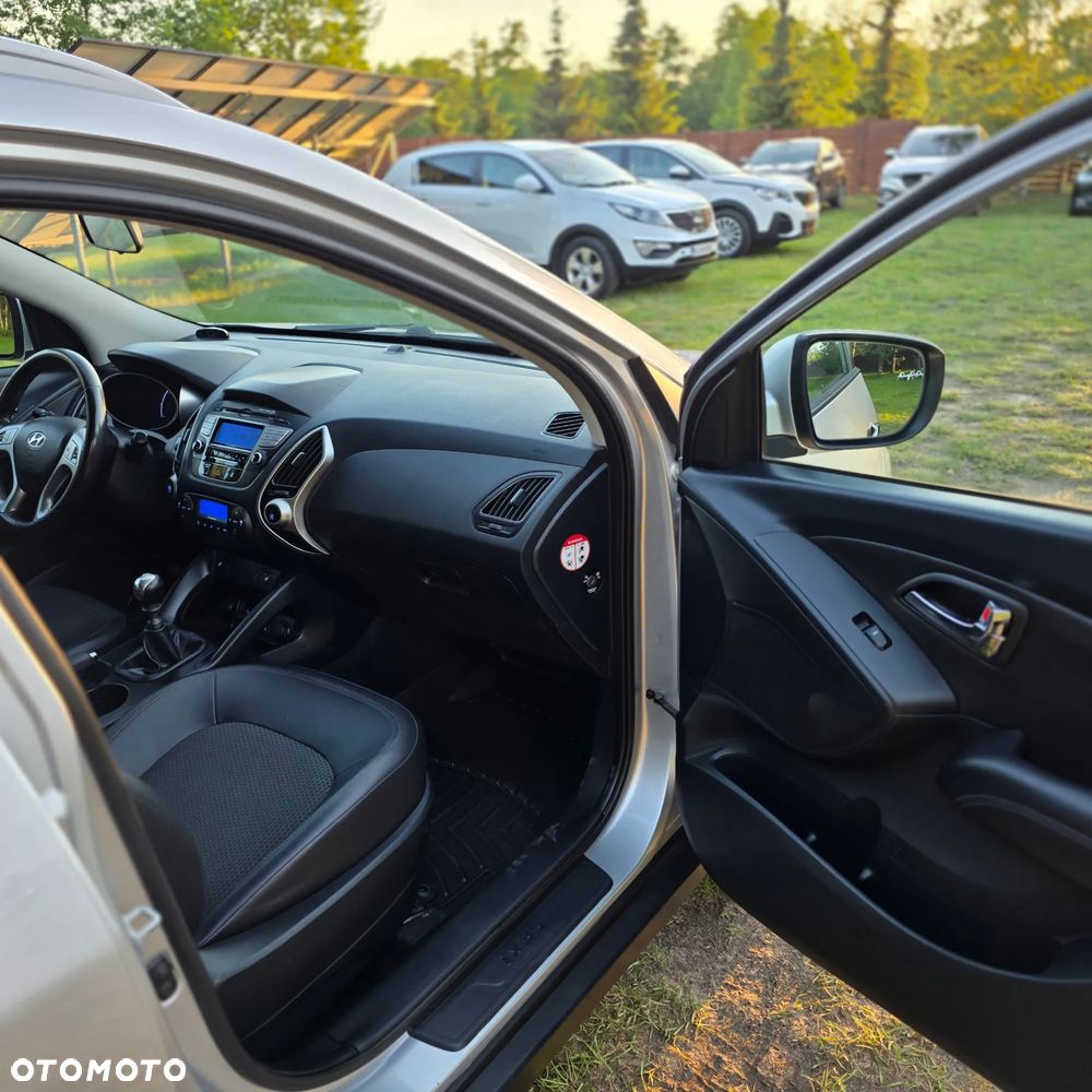 Hyundai ix35 2.0 CRDi 4WD Premium - 17