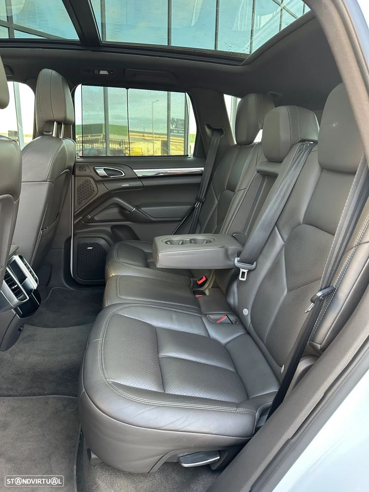 Porsche Cayenne S Tiptronic S - 22