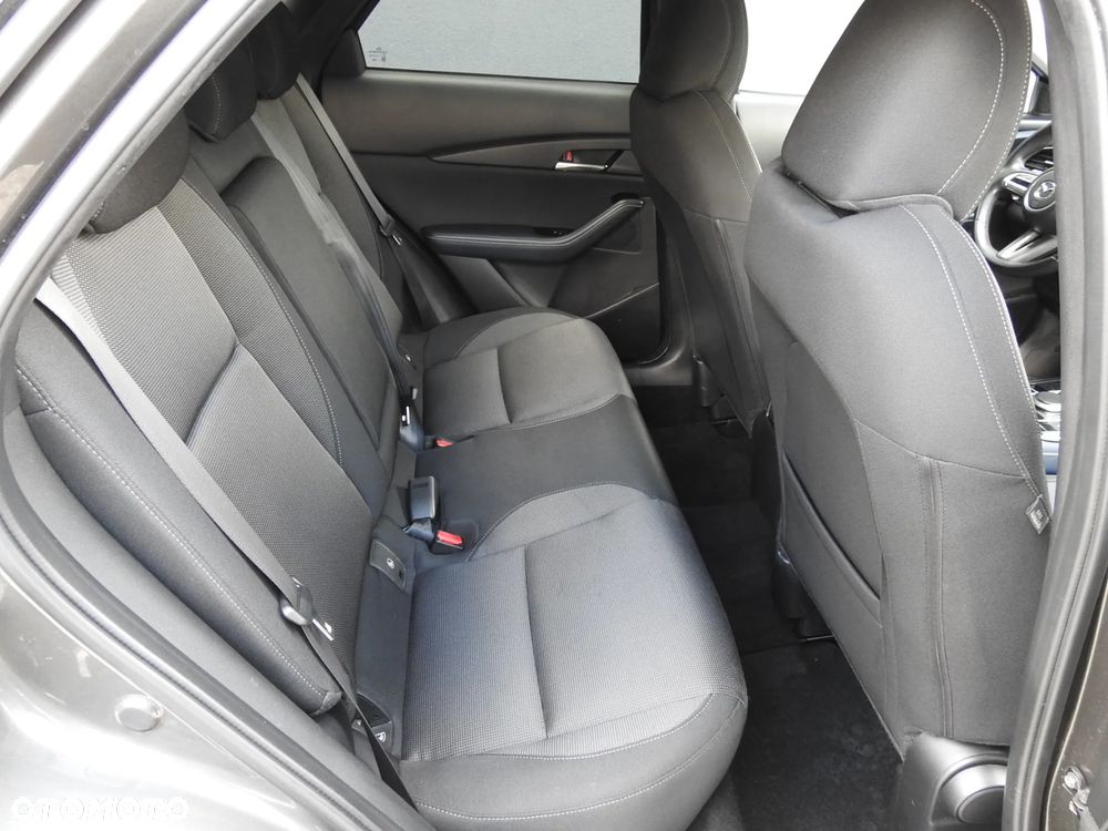 Mazda CX-30 SKYACTIV-D 1.8 - 13