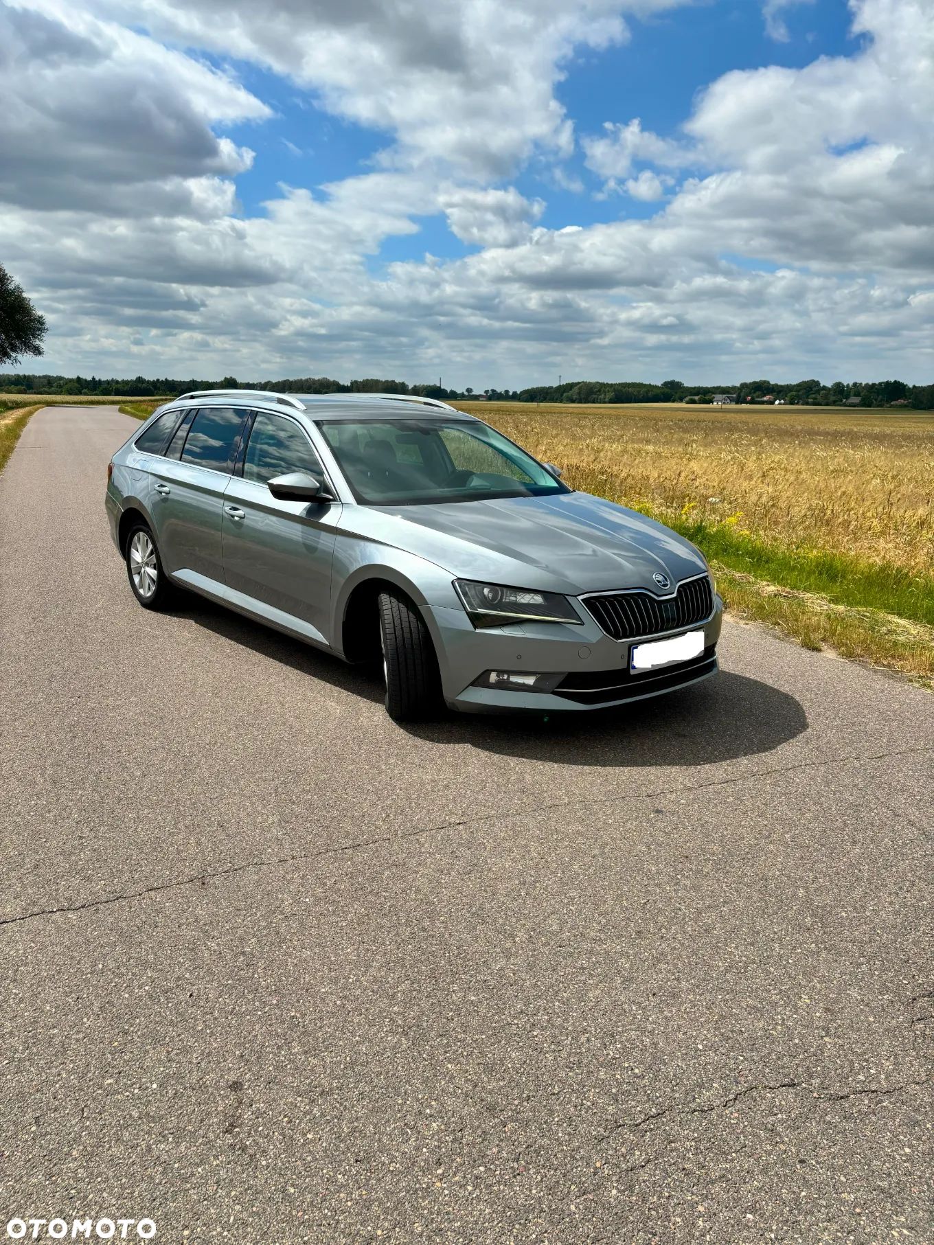 Skoda Superb 2.0 TDI Ambition - 1