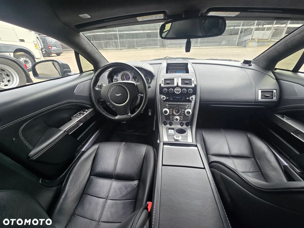 Aston Martin Rapide Luxe Touchtronic II - 24