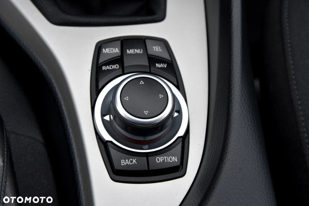 BMW X1 xDrive18d xLine - 31