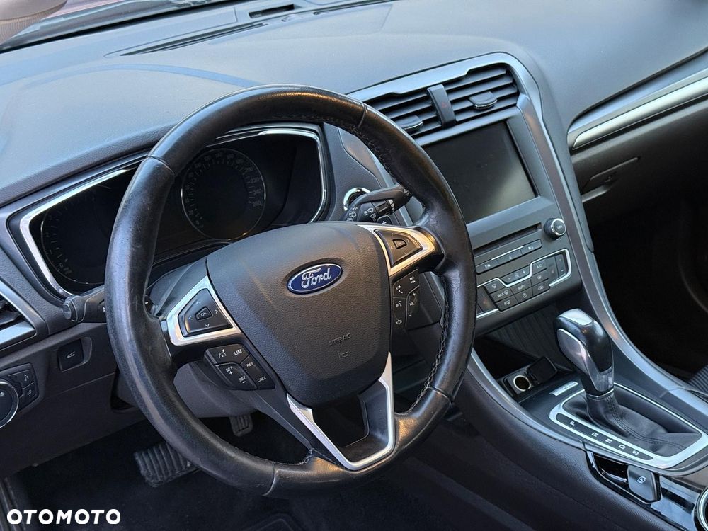 Ford Mondeo 2.0 TDCi Titanium PowerShift - 23