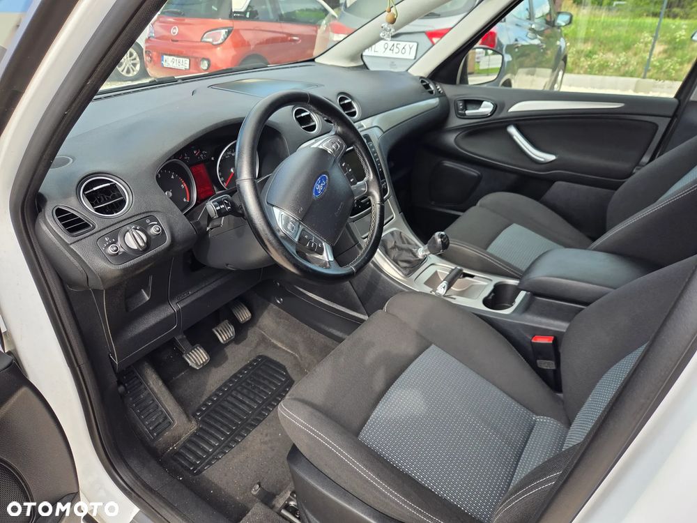 Ford S-Max 2.0 TDCi DPF Trend - 12