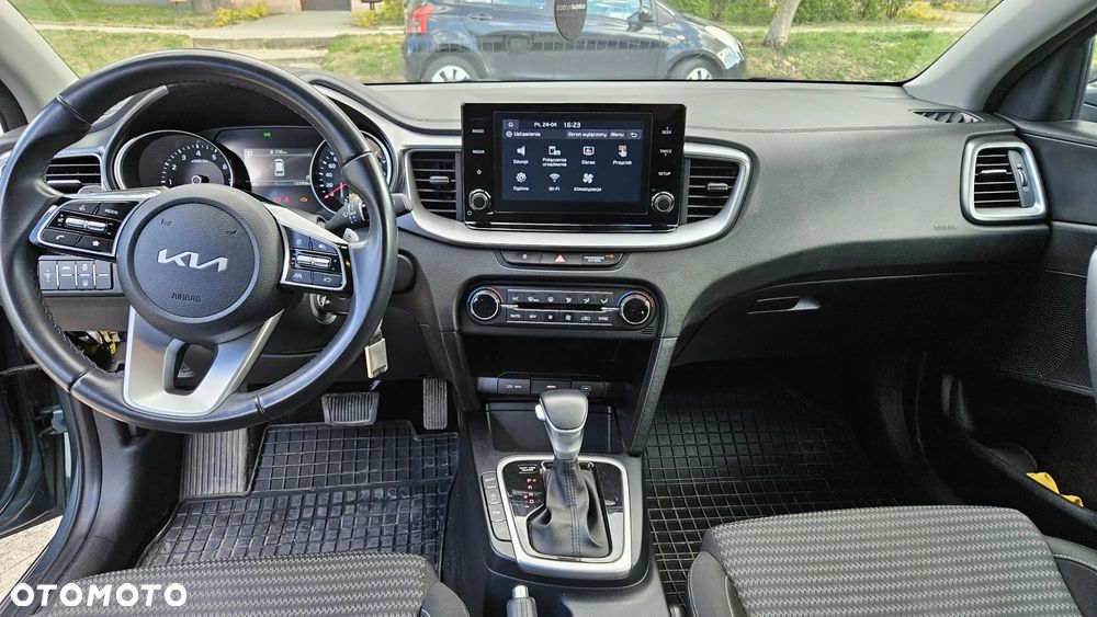 Kia Ceed 1.5 T-GDI M DCT - 10