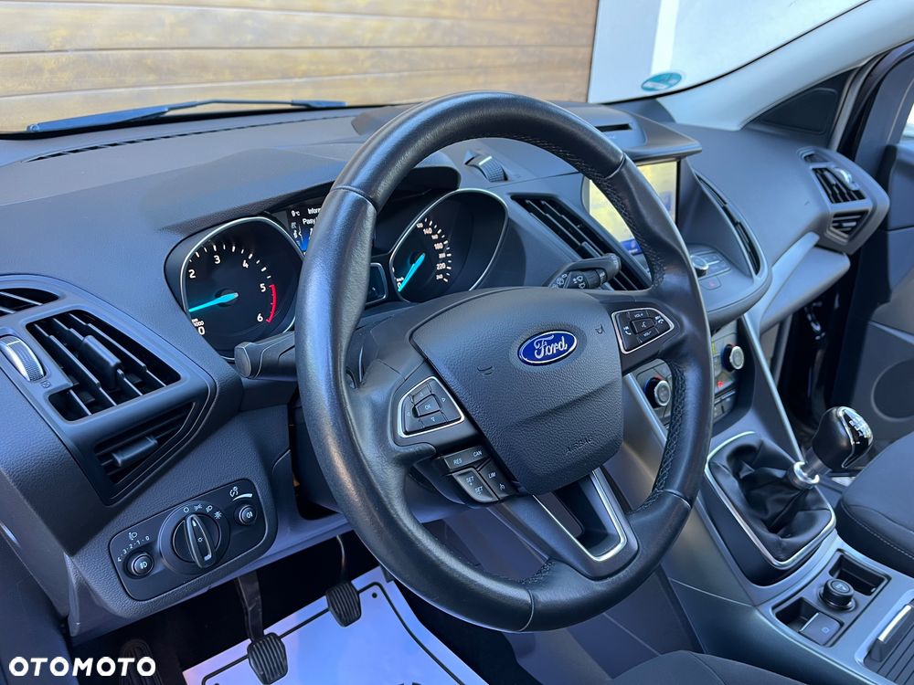Ford Kuga 2.0 TDCi FWD Titanium - 21
