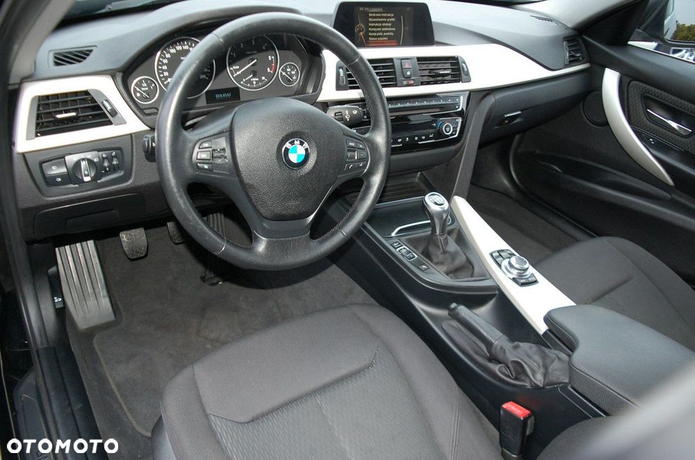 BMW Seria 3 - 22