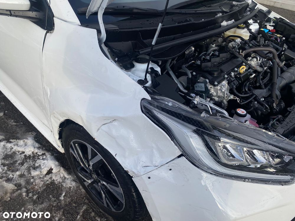 Toyota Yaris Hybrid 1.5 Style - 13