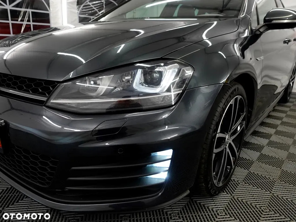 Volkswagen Golf VII 2.0 TDI BMT GTD DSG - 24