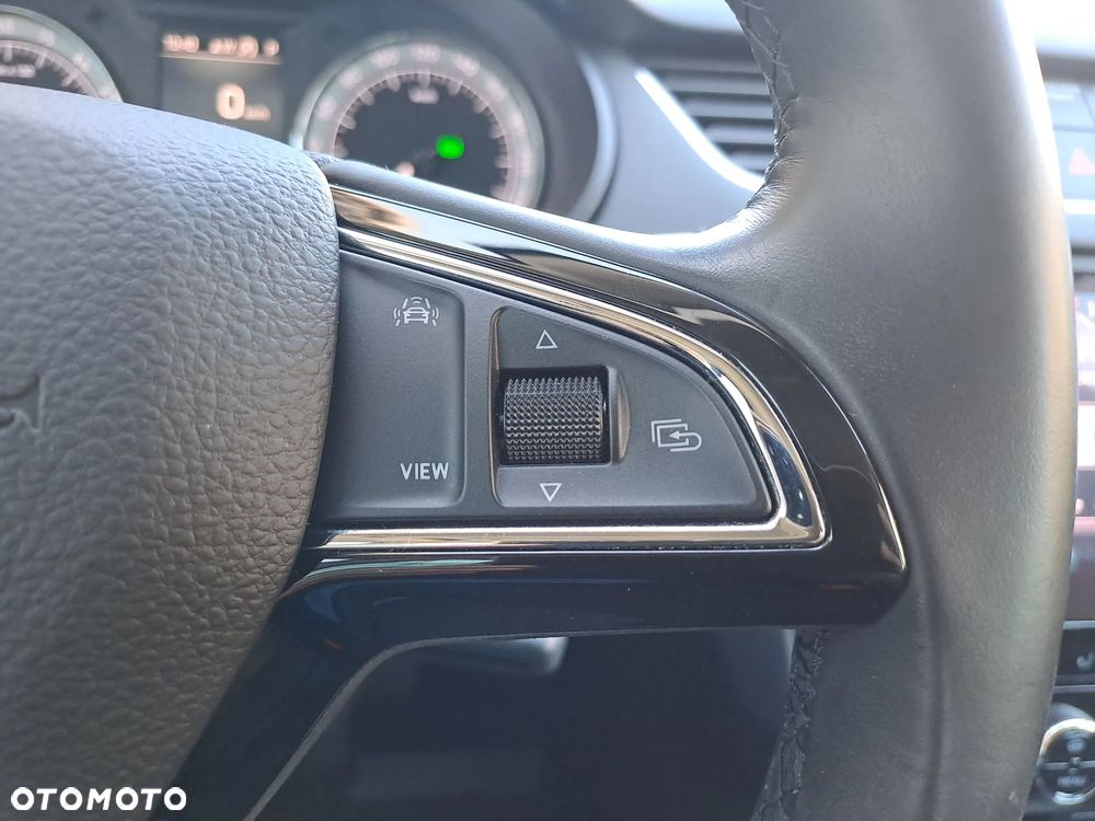 Skoda Octavia 2.0 TDI Style DSG - 23