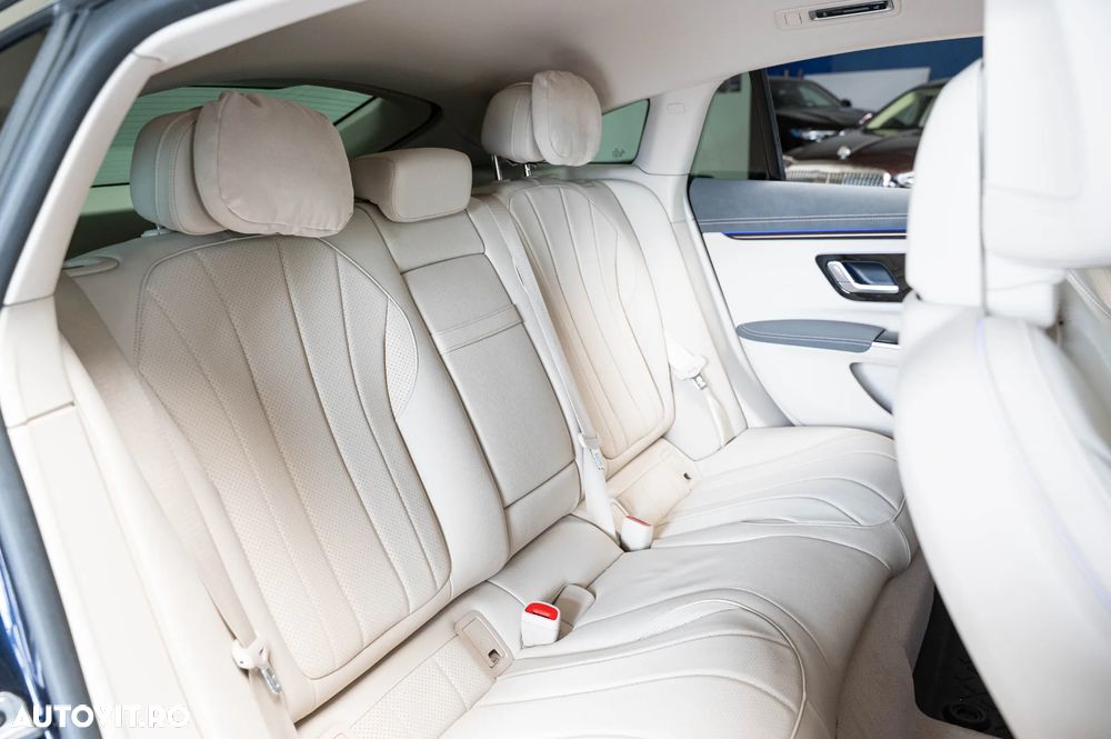 Mercedes-Benz EQS 350+ AMG Line - 8