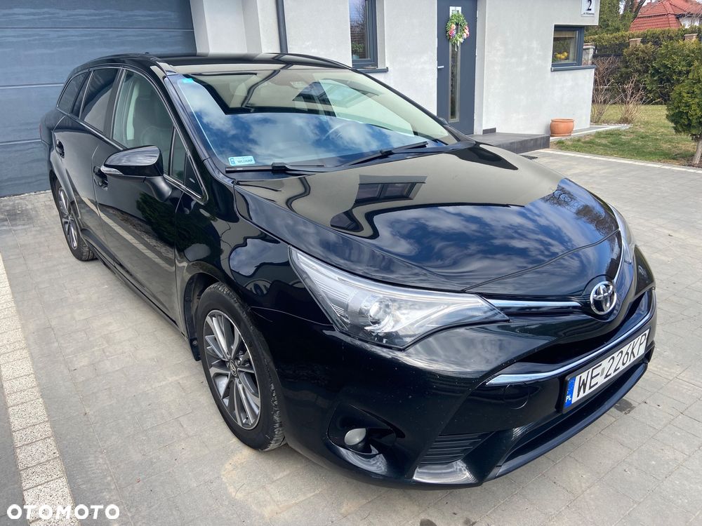 Toyota Avensis 2.0 Prestige MS - 3