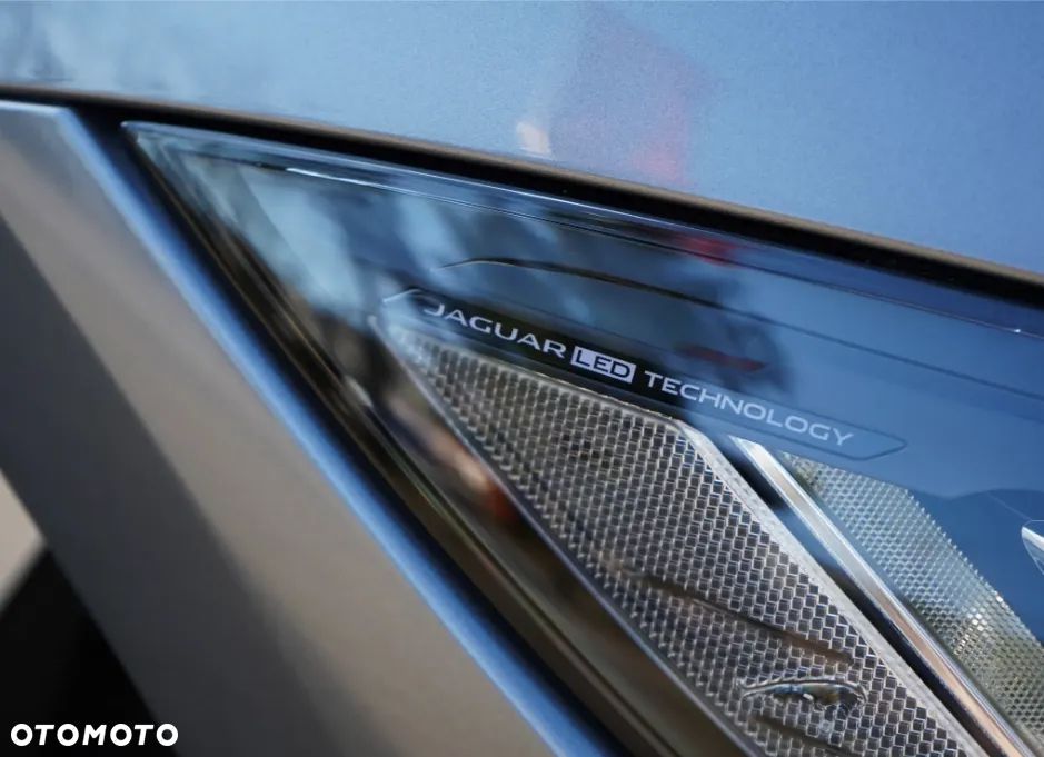 Jaguar I-Pace EV400 90kWh AWD R-Dynamic SE - 7