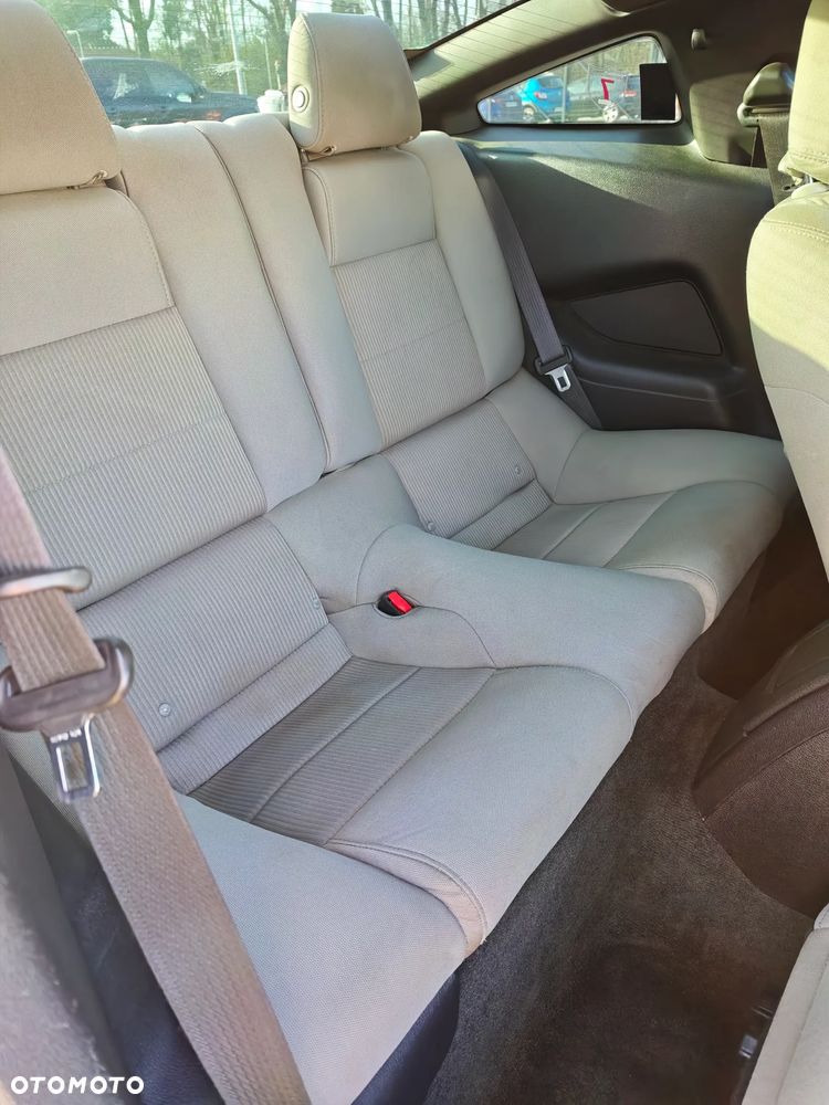 Ford Mustang 3.7 V6 - 9