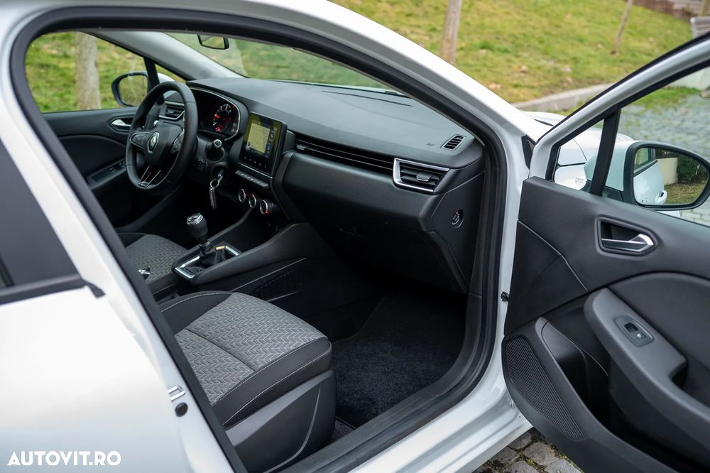 Renault Clio BLUE dCi 85 BUSINESS EDITION - 29