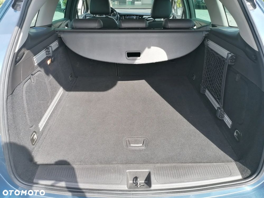 Opel Astra 1.6 CDTI Elite S&S - 32