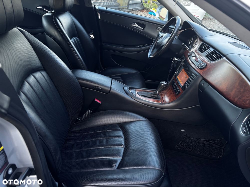 Mercedes-Benz CLS - 15