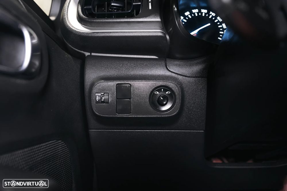 Citroën C3 1.2 PureTech C-Series - 24