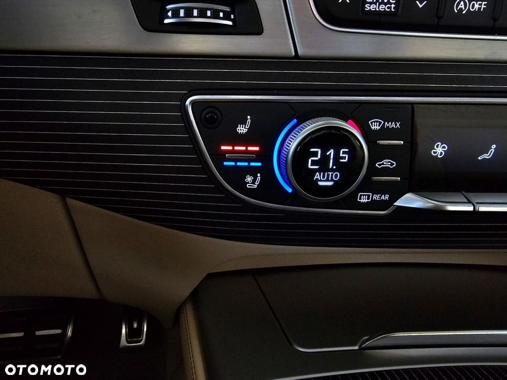 Audi SQ7 4.0 TDI Quattro Tiptronic - 22