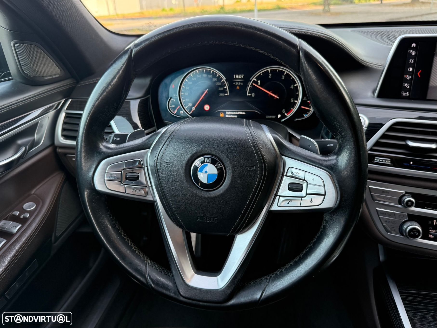 BMW 740 d xDrive Pack M - 15