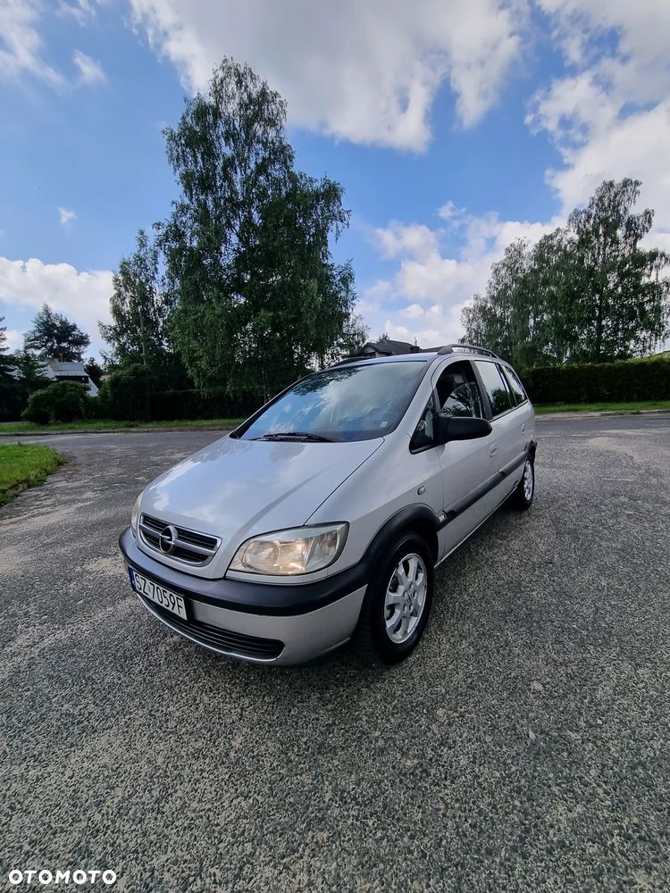 Opel Zafira 1.8 Njoy - 9